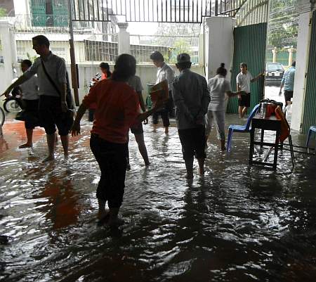 Flooding at DDP on 4 July