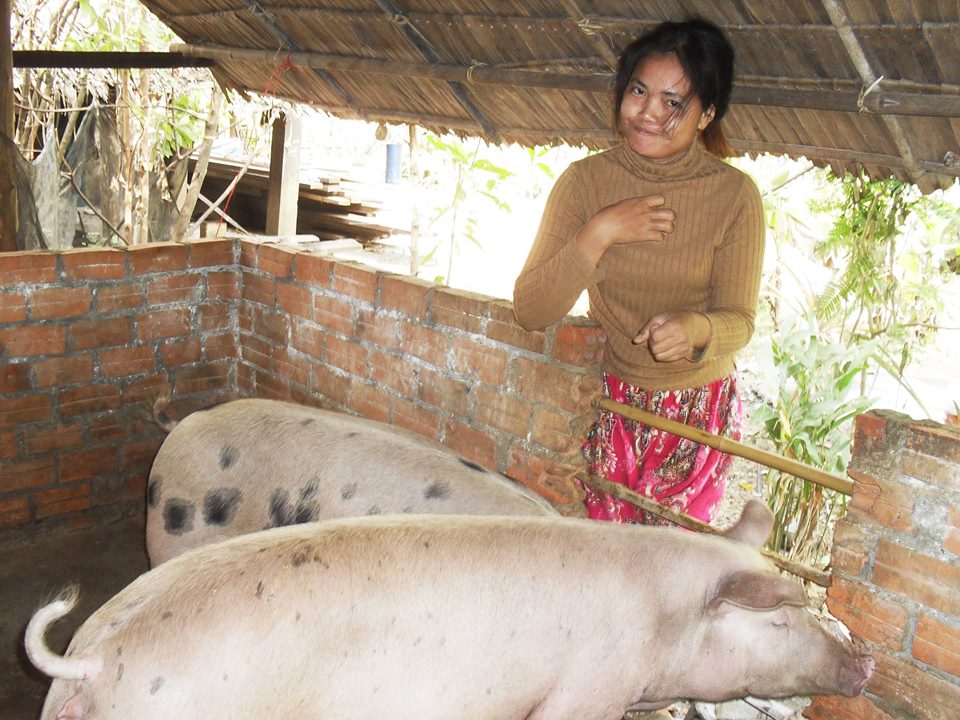 One of our animal husbandry participants talking