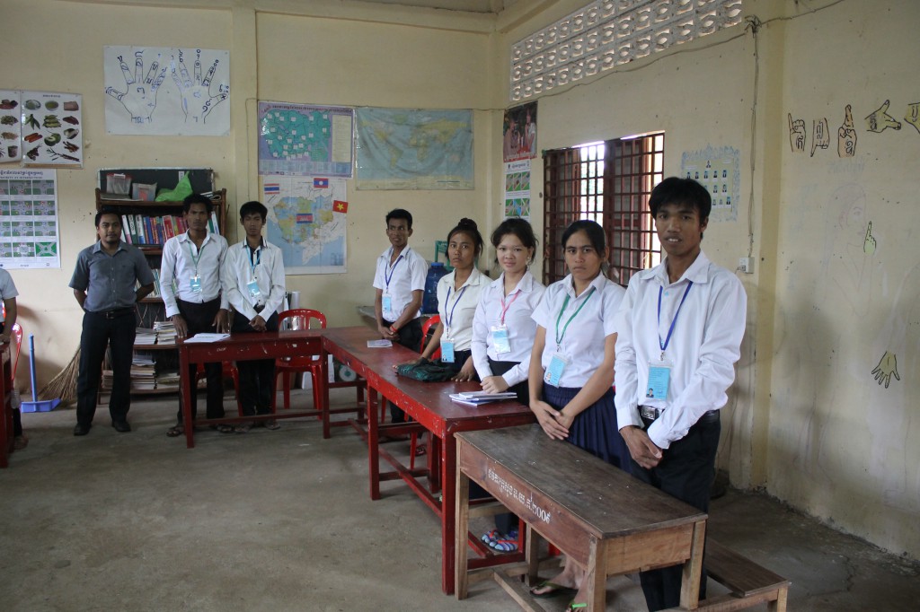 Year one students with their teacher (half the class)