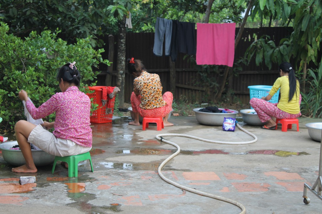 Students are all responsible for doing their o.wn laundry, a common chore after school